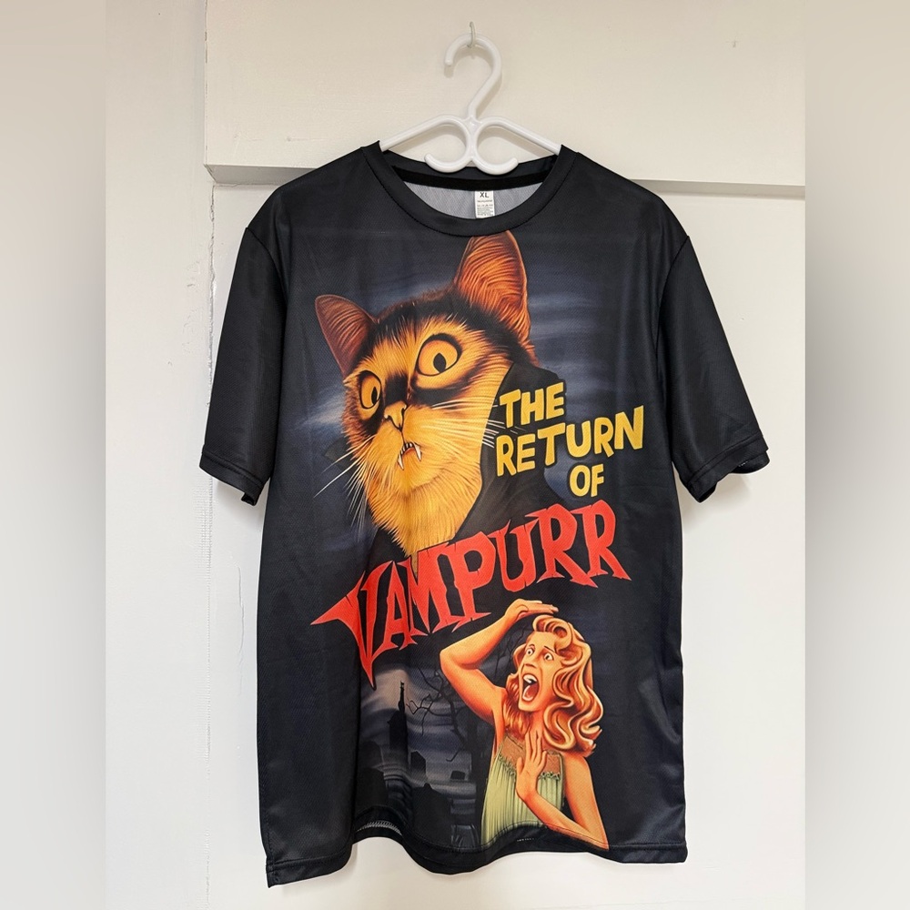 Vampurr Graphic T-Shirt